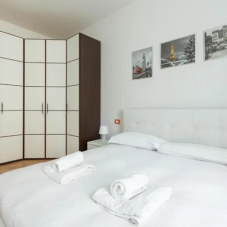 Porta Romana Comfy Apartment Milan Exterior photo